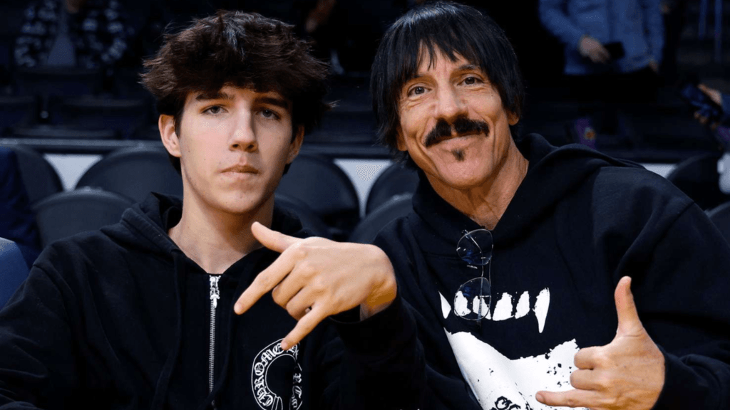 Everly Bear Kiedis